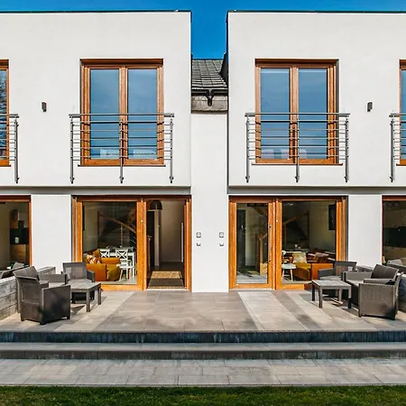 Morris Apartmán